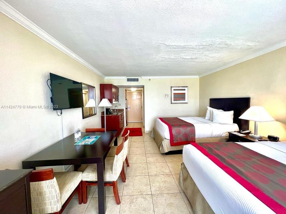 Vendido Recientemente: $269,000 (0 camas, 1 baños, 360 Pies cuadrados)