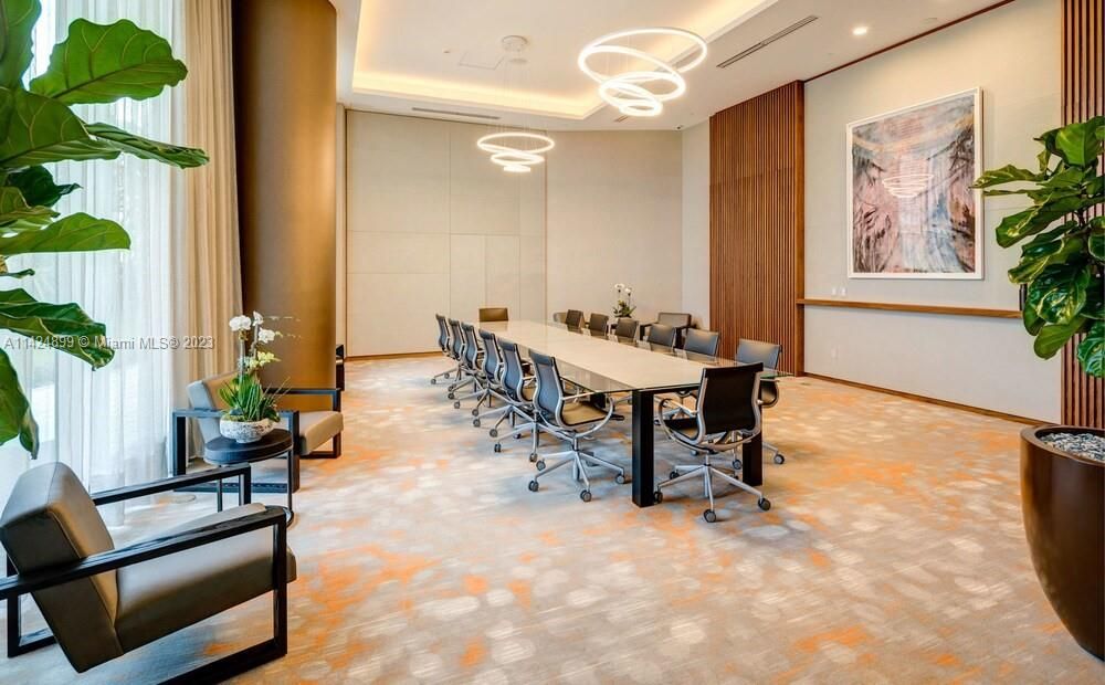 Recently Sold: $674,500 (1 beds, 1 baths, 841 Square Feet)