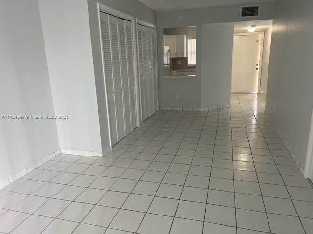 Recently Rented: $2,500 (2 beds, 2 baths, 775 Square Feet)