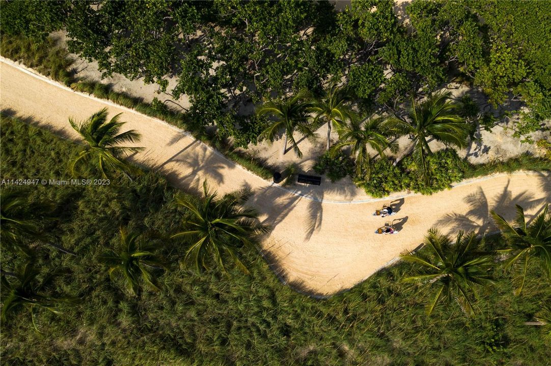 最近售出: $1,975,000 (1 贝兹, 1 浴室, 1147 平方英尺)