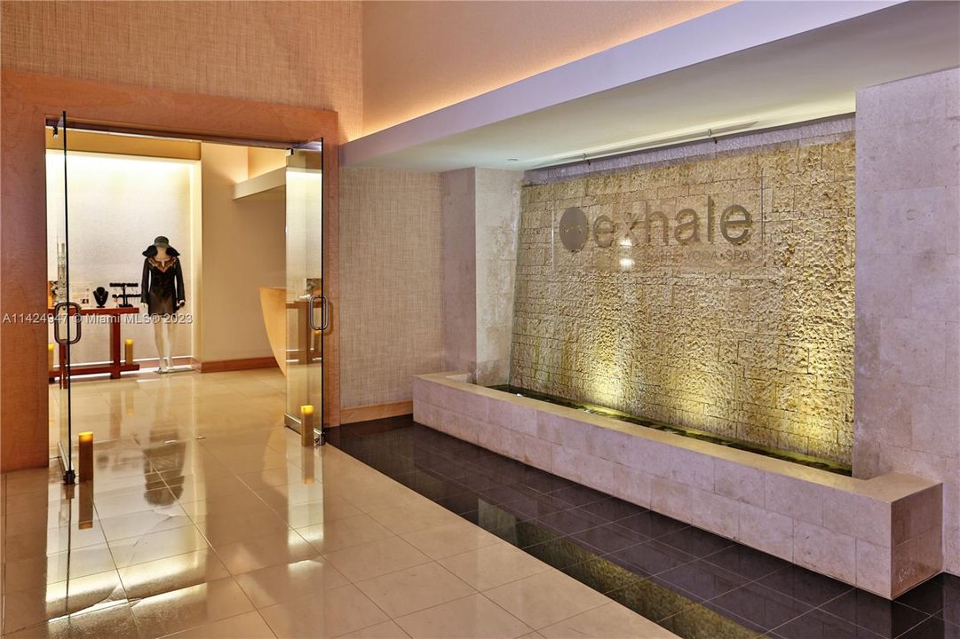 最近售出: $1,975,000 (1 贝兹, 1 浴室, 1147 平方英尺)