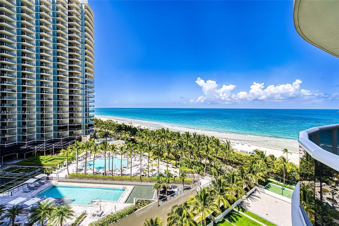 最近售出: $2,990,000 (2 贝兹, 2 浴室, 2160 平方英尺)