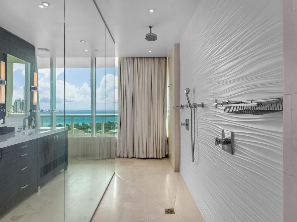 Недавно продано: $5,450,000 (5 спален, 6 ванн, 5792 Квадратных фут)