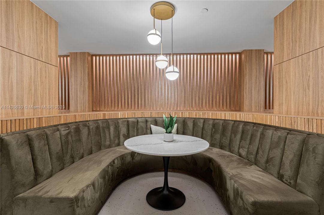 Recently Rented: $2,215 (0 beds, 1 baths, 0 Square Feet)