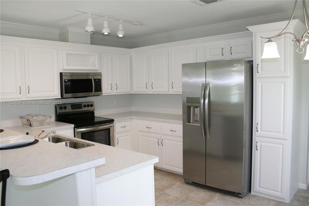 Recently Sold: $599,000 (2 beds, 2 baths, 0 Square Feet)