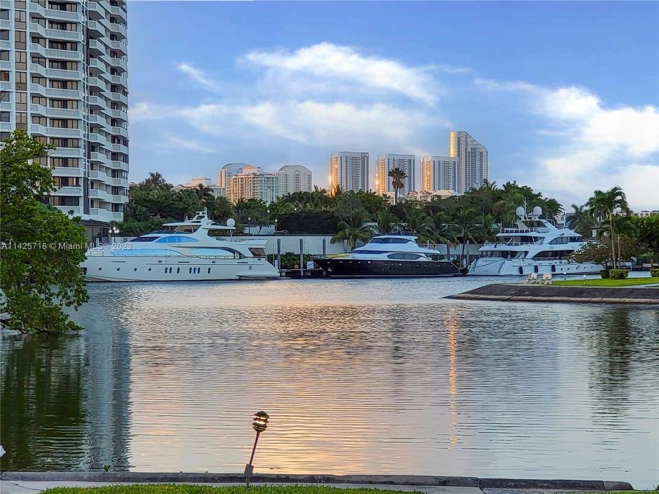 Recently Sold: $142,000 (1 beds, 1 baths, 768 Square Feet)