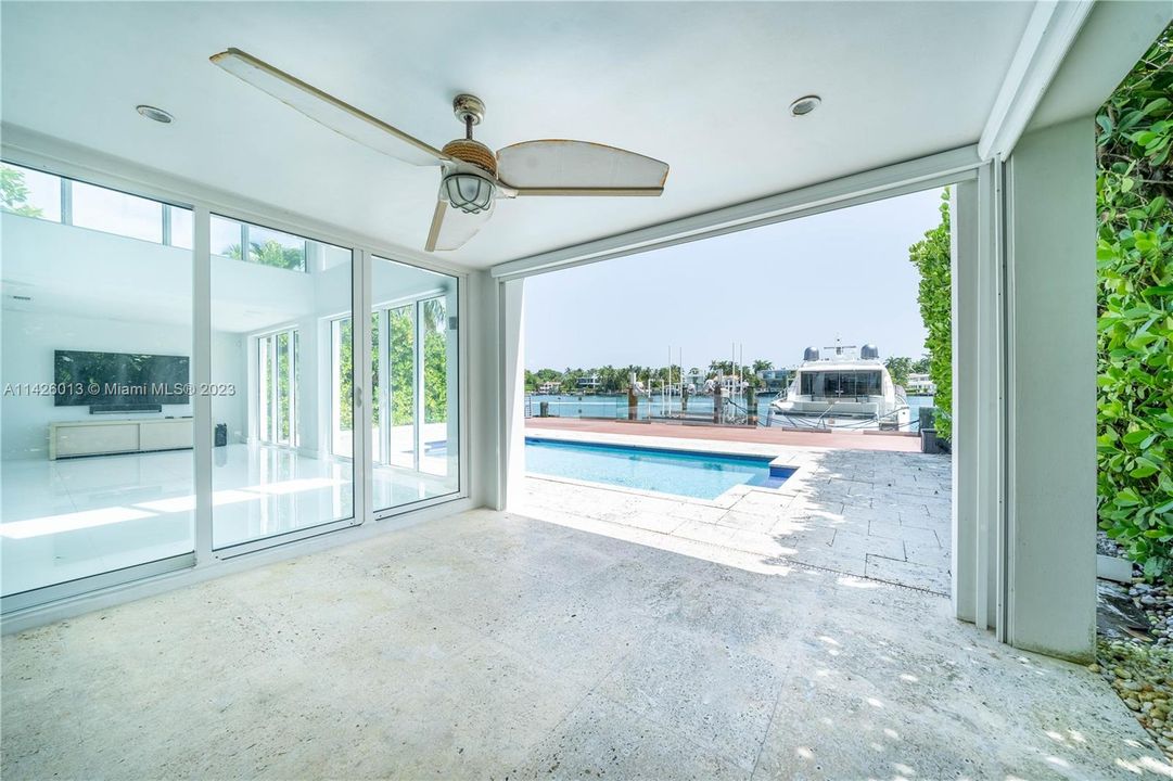 Недавно продано: $8,300,000 (7 спален, 5 ванн, 3795 Квадратных фут)