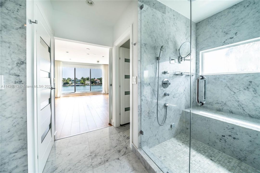 Недавно продано: $8,300,000 (7 спален, 5 ванн, 3795 Квадратных фут)