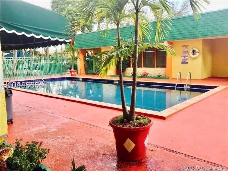 最近租的: $2,100 (2 贝兹, 1 浴室, 770 平方英尺)