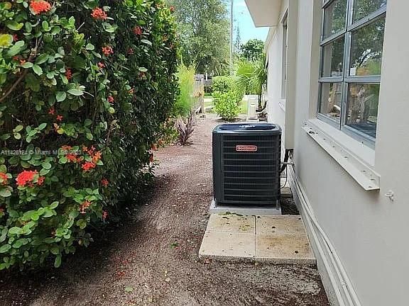 最近售出: $435,000 (3 贝兹, 2 浴室, 1504 平方英尺)