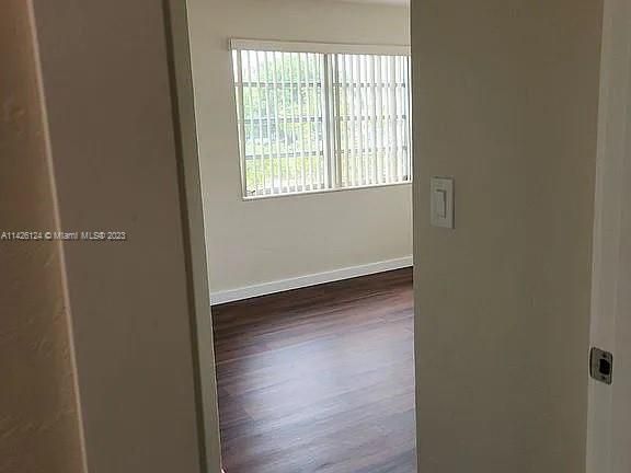 最近售出: $435,000 (3 贝兹, 2 浴室, 1504 平方英尺)