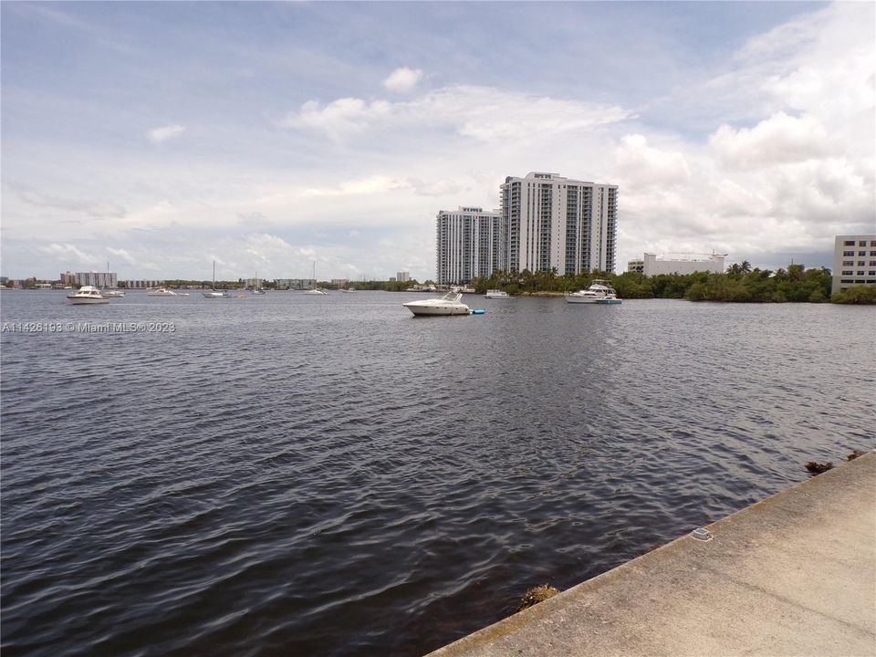 Recently Sold: $209,900 (1 beds, 1 baths, 768 Square Feet)