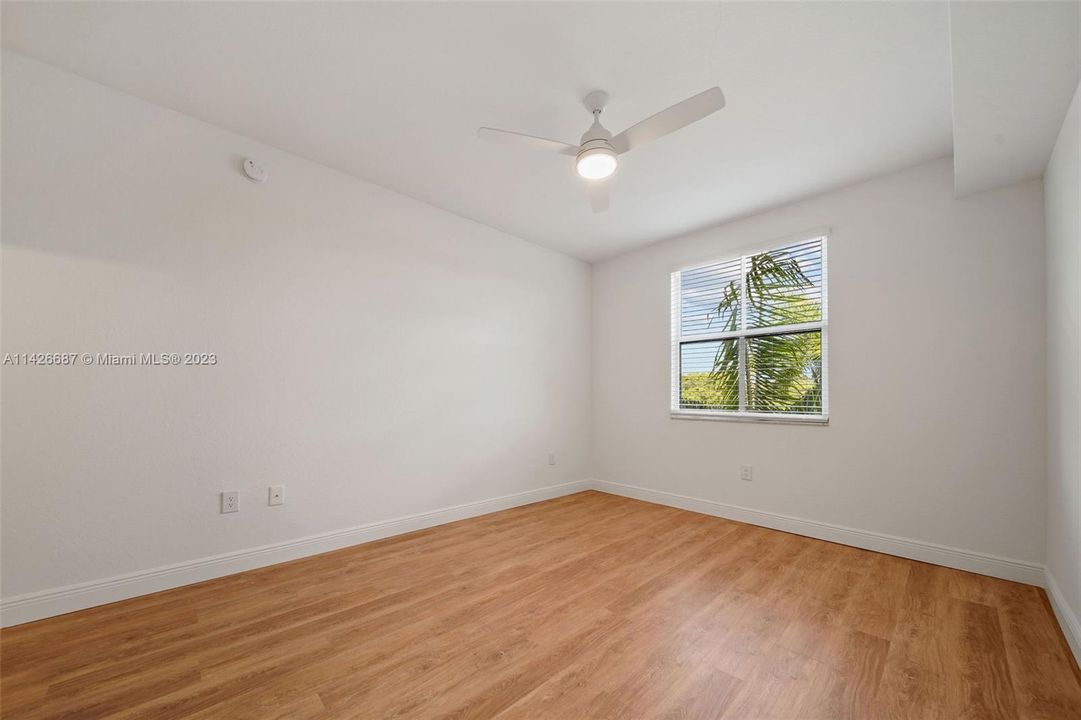 Recently Rented: $2,596 (2 beds, 2 baths, 1059 Square Feet)