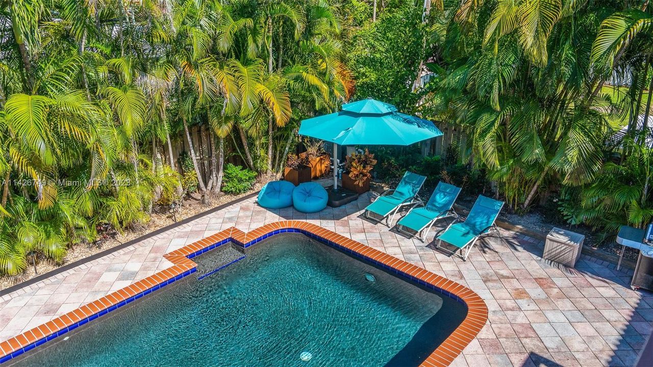 Recently Sold: $1,895,000 (4 beds, 3 baths, 2794 Square Feet)