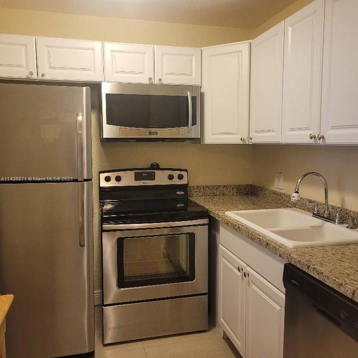 Recently Sold: $85,000 (1 beds, 1 baths, 595 Square Feet)