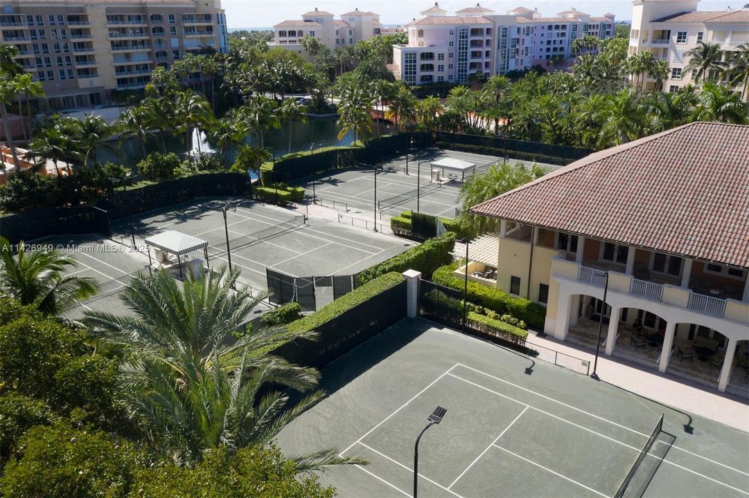 Tennis Center