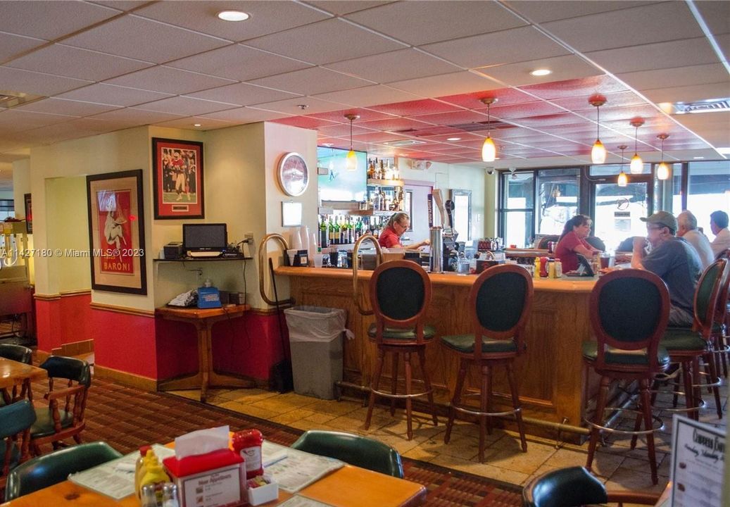 Recently Sold: $309,900 (3 beds, 2 baths, 1260 Square Feet)