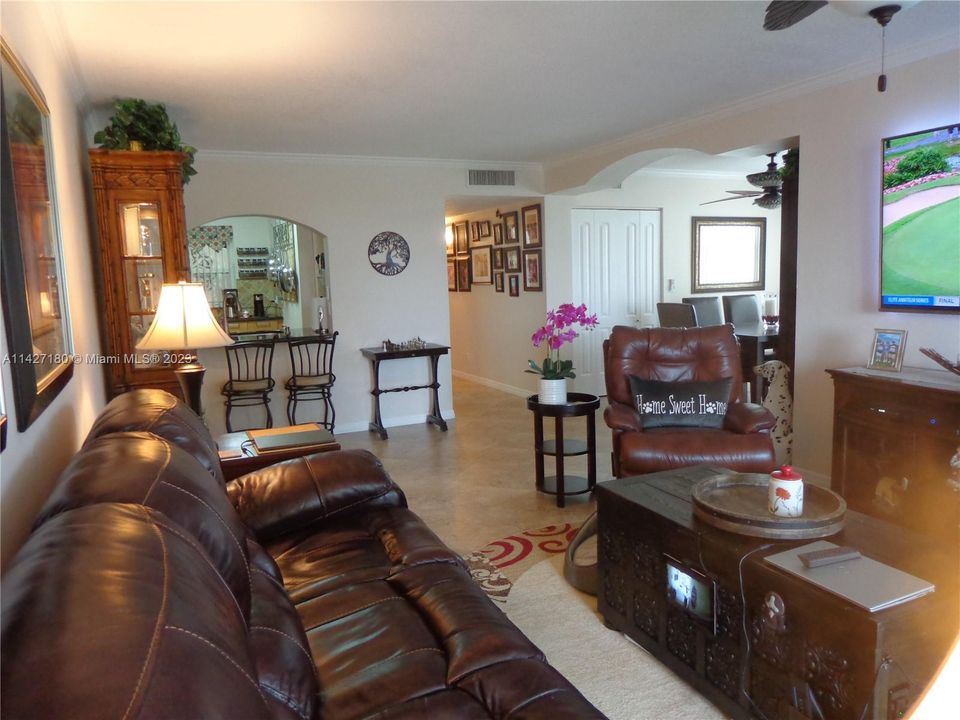 Recently Sold: $309,900 (3 beds, 2 baths, 1260 Square Feet)