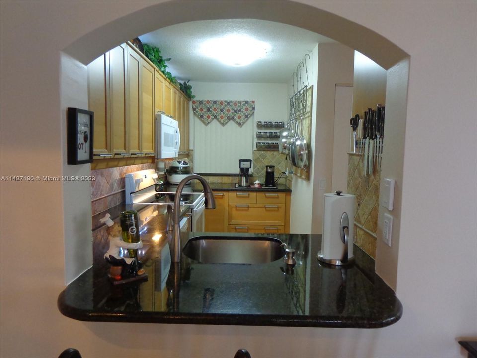 Recently Sold: $309,900 (3 beds, 2 baths, 1260 Square Feet)