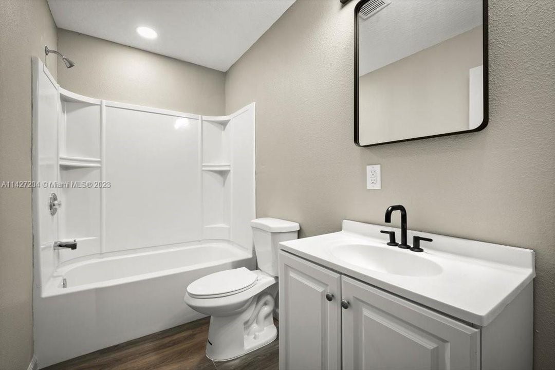 Недавно арендовано: $1,600 (3 спален, 2 ванн, 1419 Квадратных фут)