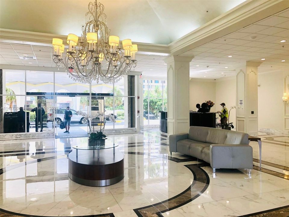 Recently Sold: $485,000 (1 beds, 1 baths, 930 Square Feet)