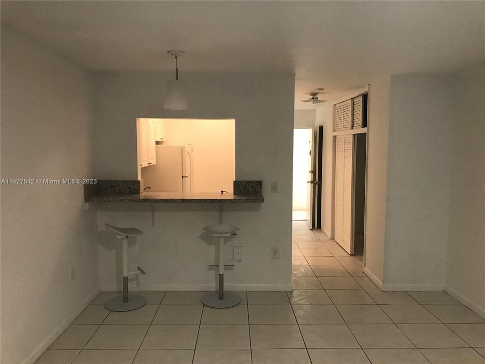 For Sale: $234,000 (0 beds, 1 baths, 370 Square Feet)
