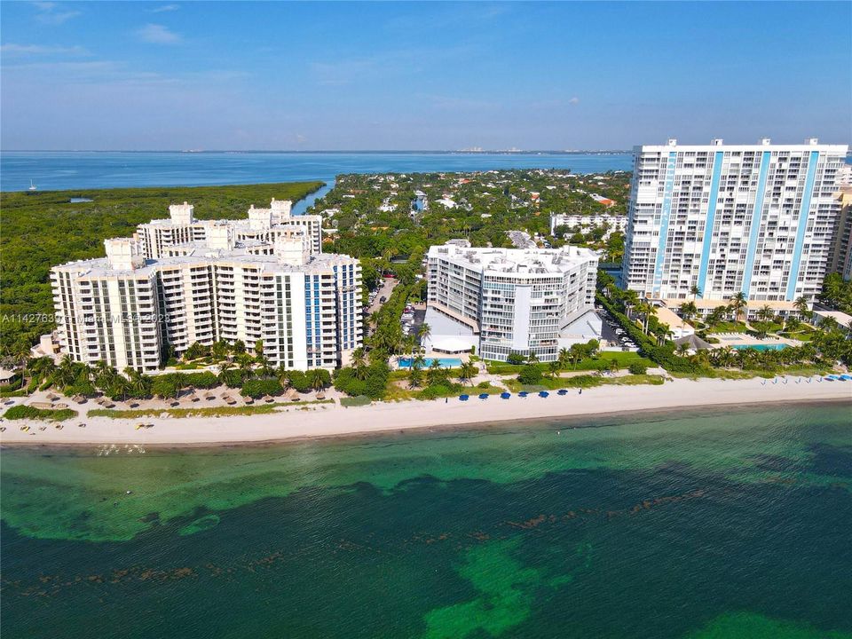 Recently Sold: $2,500,000 (3 beds, 3 baths, 2690 Square Feet)