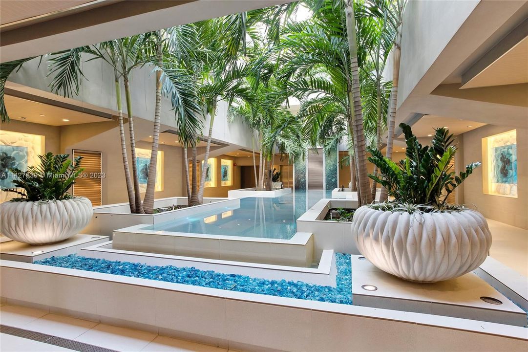 Recently Sold: $2,500,000 (3 beds, 3 baths, 2690 Square Feet)