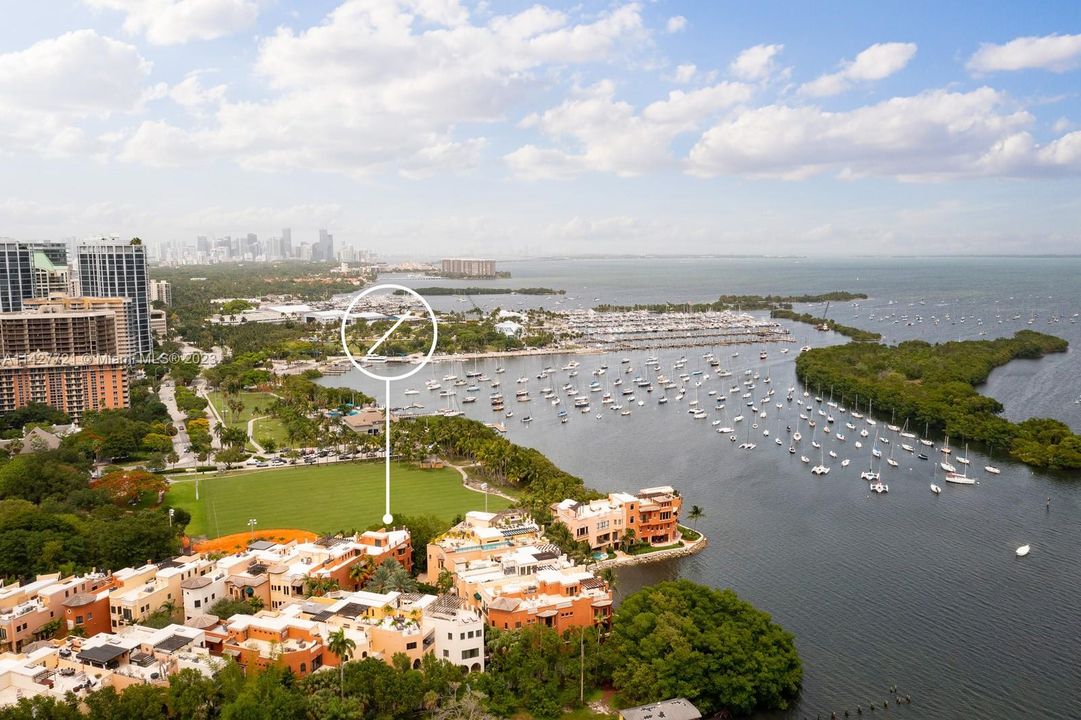 Recently Rented: $20,000 (4 beds, 4 baths, 5860 Square Feet)