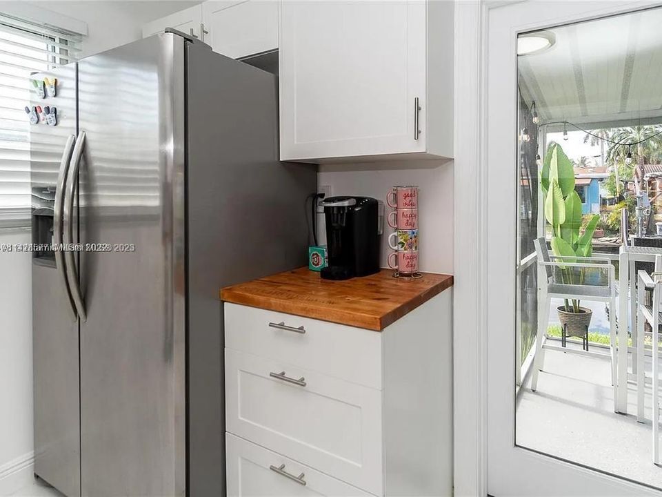 Recently Sold: $850,000 (0 beds, 0 baths, 1684 Square Feet)