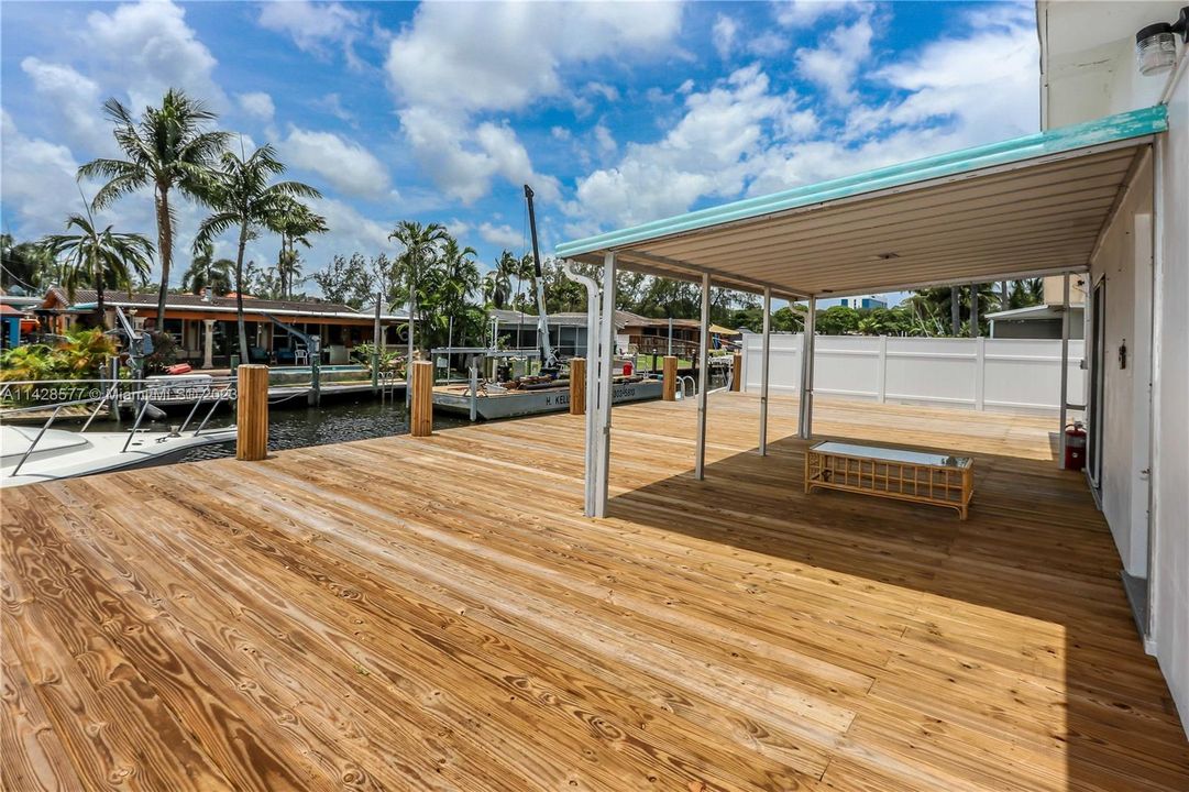 Recently Sold: $850,000 (0 beds, 0 baths, 1684 Square Feet)