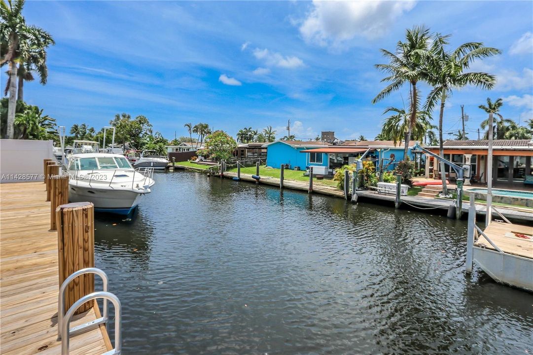 Recently Sold: $850,000 (0 beds, 0 baths, 1684 Square Feet)