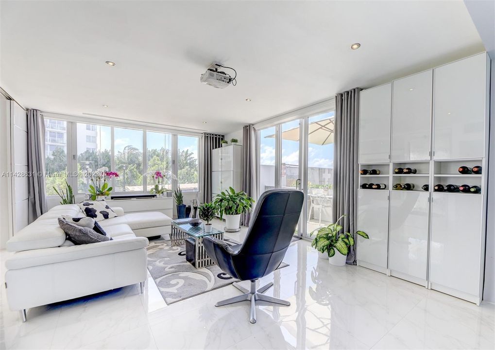 最近租的: $4,500 (2 贝兹, 2 浴室, 1197 平方英尺)