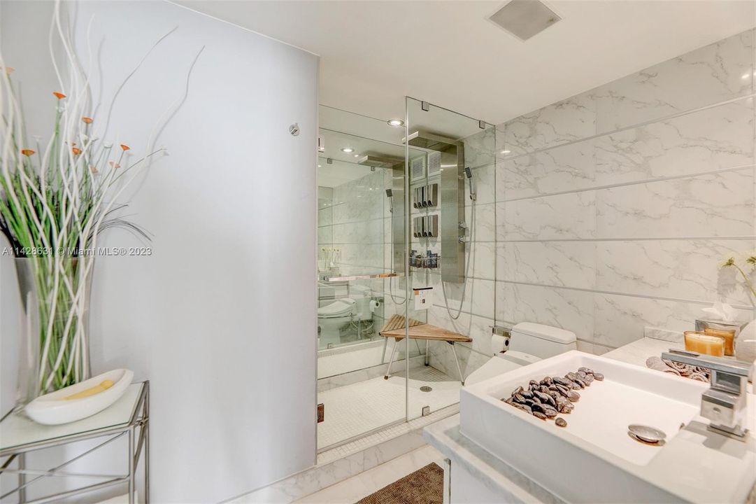 最近租的: $4,500 (2 贝兹, 2 浴室, 1197 平方英尺)