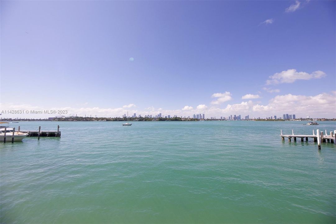 最近租的: $4,500 (2 贝兹, 2 浴室, 1197 平方英尺)