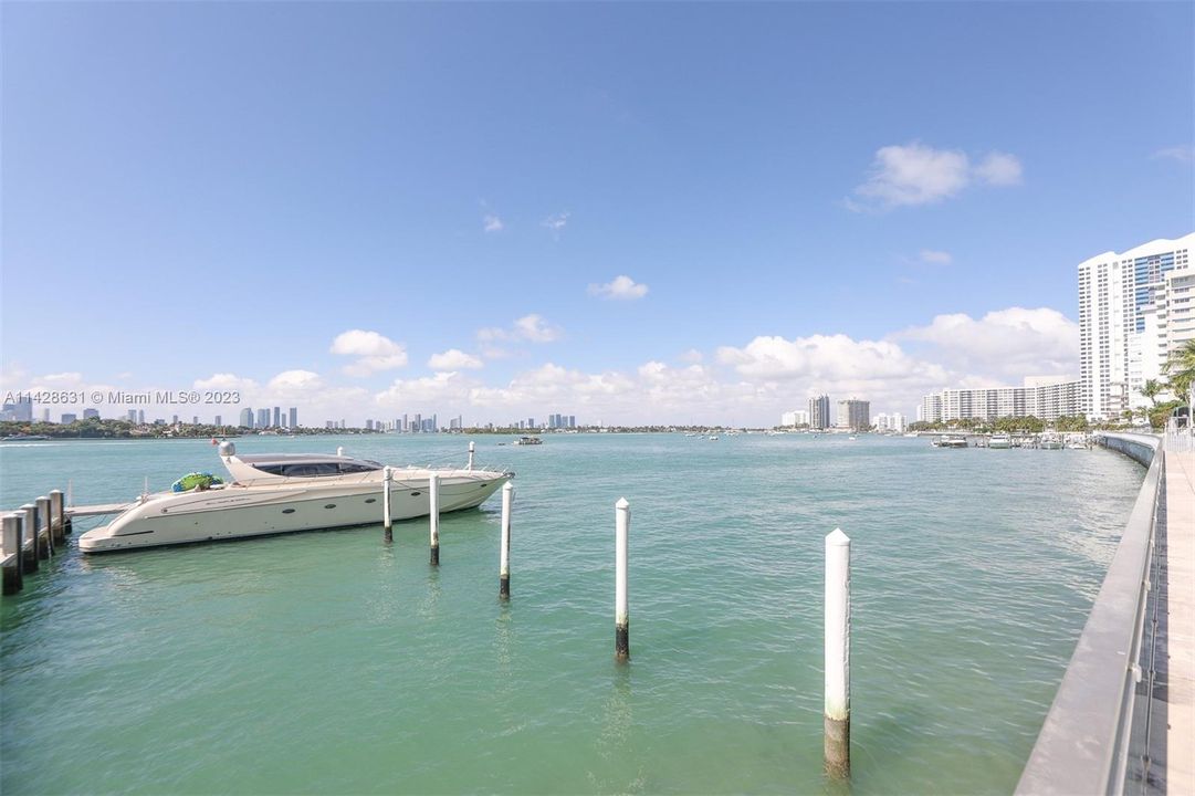 最近租的: $4,500 (2 贝兹, 2 浴室, 1197 平方英尺)