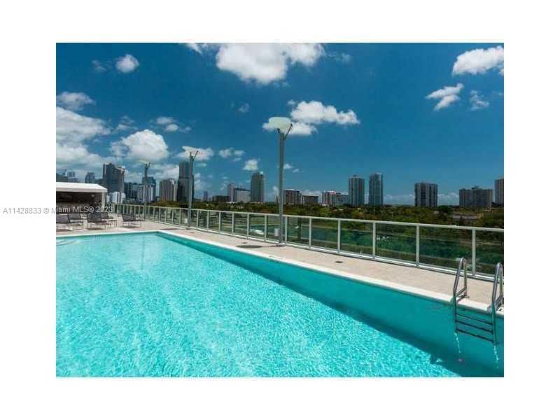 Swimming Pool/Hot Tub/Sauna