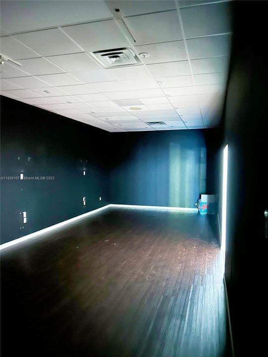 Recently Rented: $7,500 (0 beds, 0 baths, 0 Square Feet)