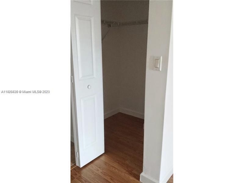 Недавно арендовано: $19,200 (0 спален, 1 ванн, 400 Квадратных фут)