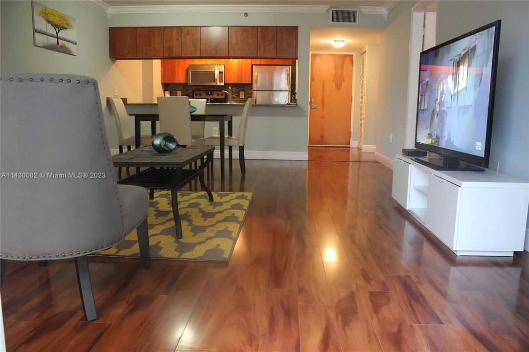 Recently Sold: $489,000 (1 beds, 1 baths, 825 Square Feet)