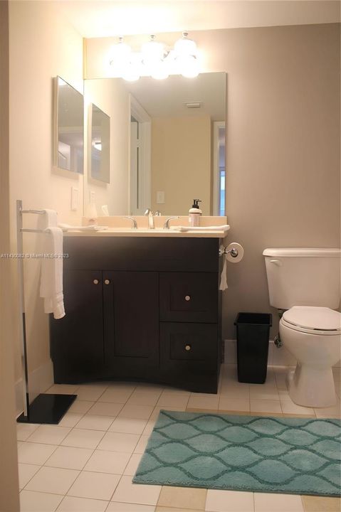 Recently Sold: $489,000 (1 beds, 1 baths, 825 Square Feet)