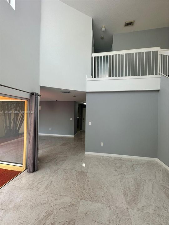 Недавно арендовано: $3,250 (3 спален, 3 ванн, 1440 Квадратных фут)