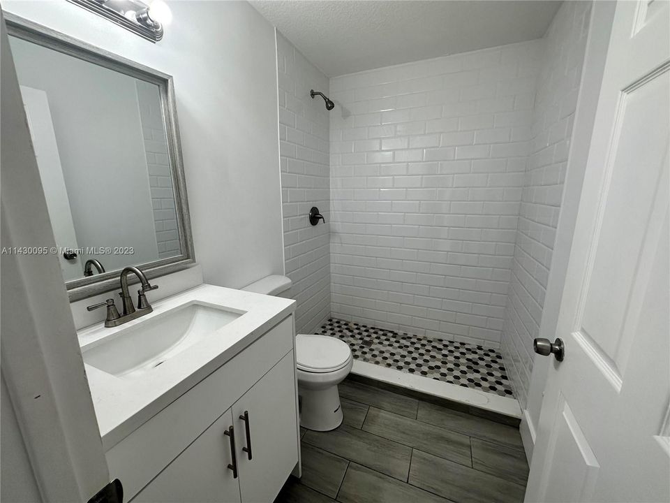 Недавно арендовано: $3,250 (3 спален, 3 ванн, 1440 Квадратных фут)