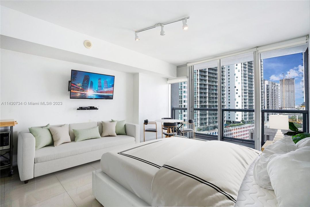 Recently Sold: $499,000 (0 beds, 1 baths, 495 Square Feet)