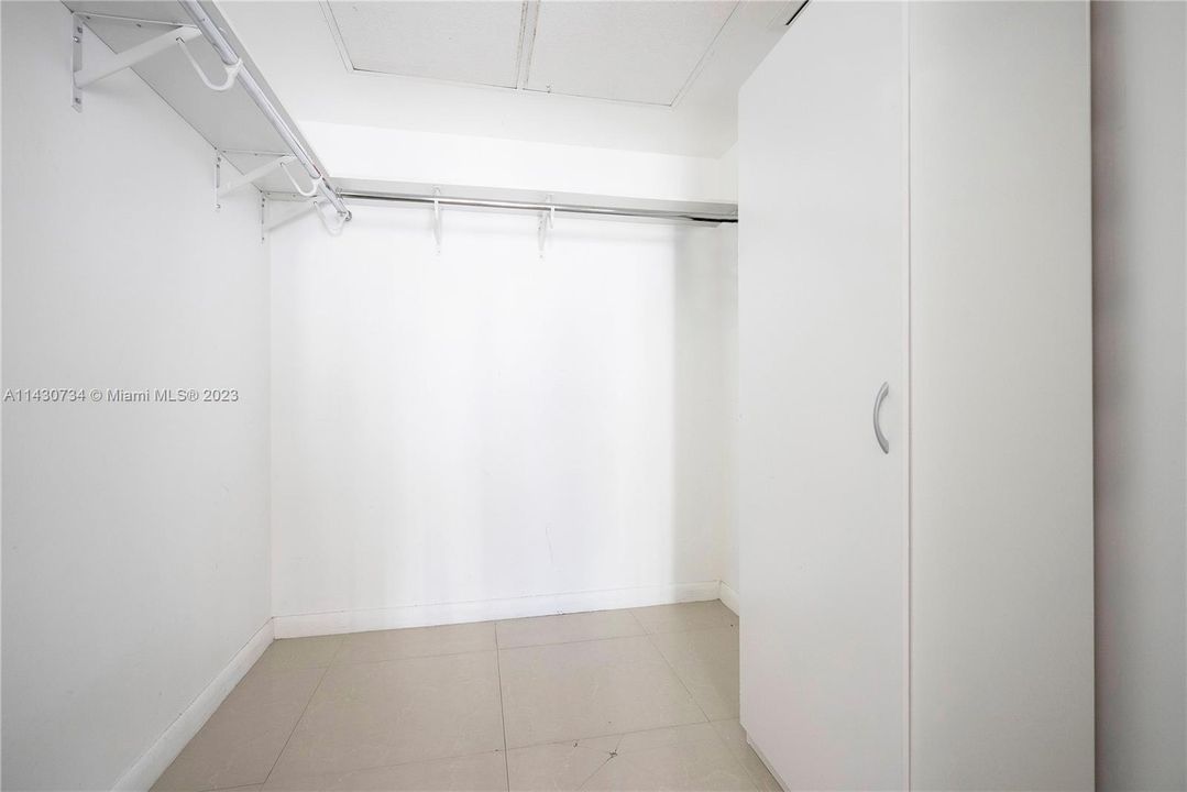 Recently Sold: $499,000 (0 beds, 1 baths, 495 Square Feet)