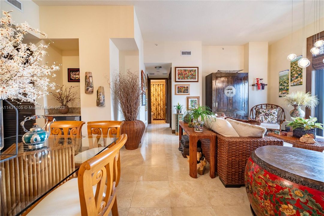 Recently Sold: $1,395,000 (3 beds, 2 baths, 1702 Square Feet)