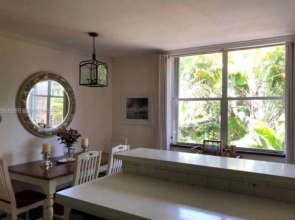 Recently Rented: $4,750 (2 beds, 2 baths, 1402 Square Feet)