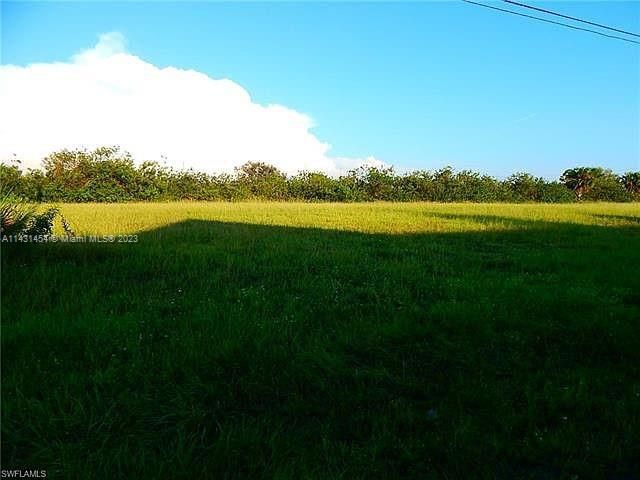 En Venta: $39,000 (0.24 acres)