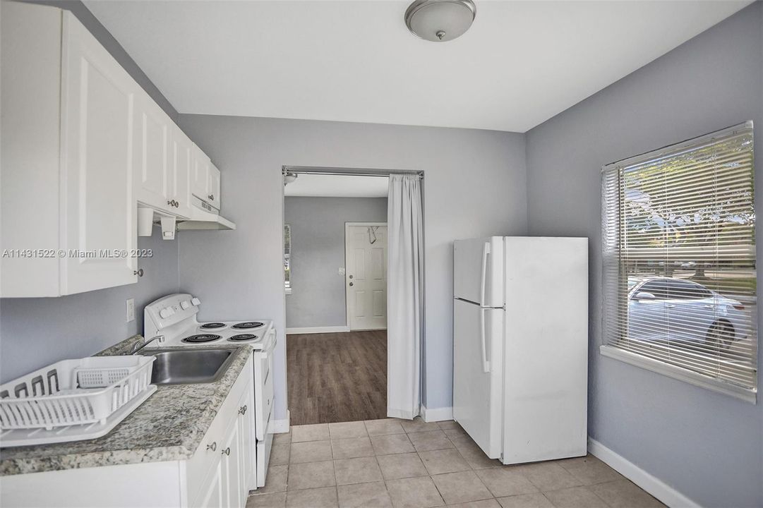 最近租的: $1,550 (1 贝兹, 1 浴室, 500 平方英尺)