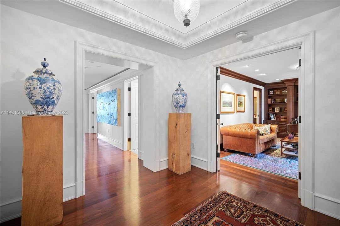 Vendido Recientemente: $9,900,000 (4 camas, 4 baños, 4109 Pies cuadrados)